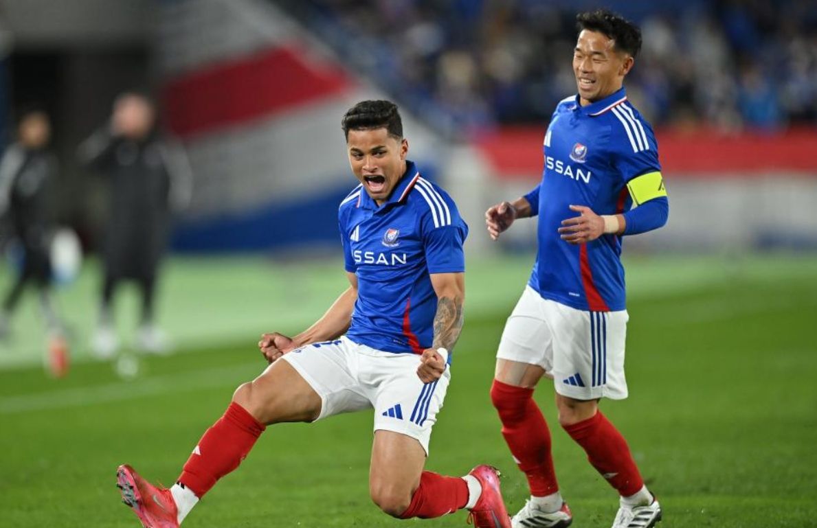 半岛体育官网安全-亚冠淘汰赛即将开赛，球队备战中