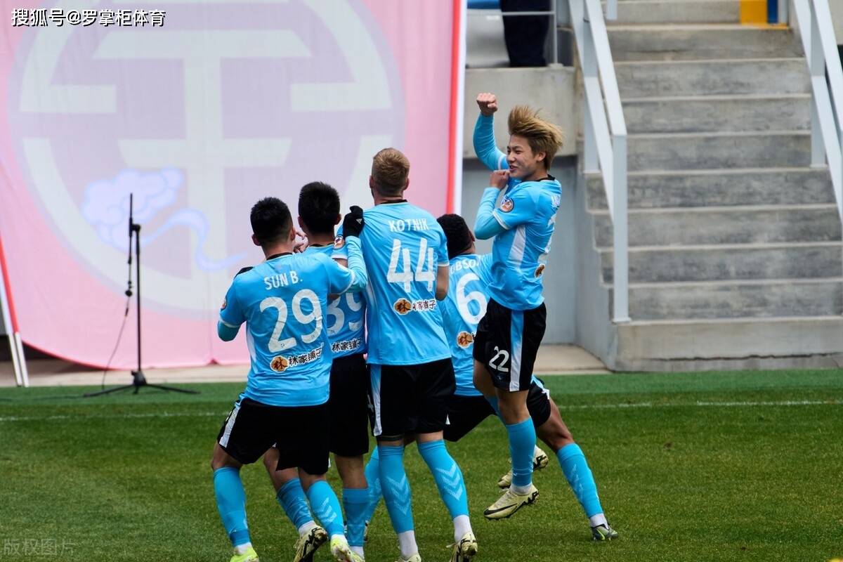 半岛体育官网平台-国内足球热情高涨，国际比赛挑战接踵而至的简单介绍