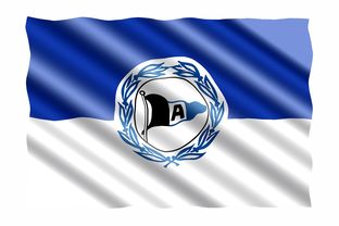 半岛体育登录入口-恩菲尔德技战术演练密集，冲刺冠军全力以赴